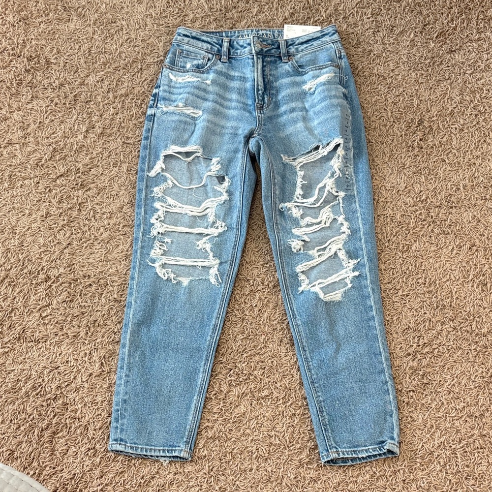 American Eagle Outfitters Light Blue Distressed Boyfriend Jeans